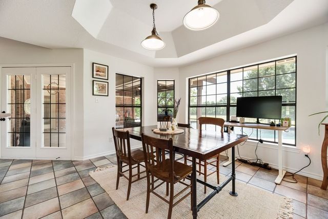 841 S Clinton Lane, Midlothian, TX 76065