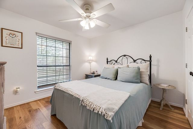 841 S Clinton Lane, Midlothian, TX 76065