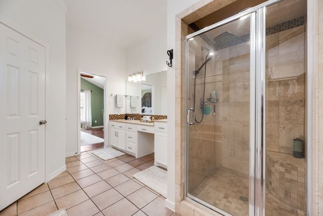 841 S Clinton Lane, Midlothian, TX 76065