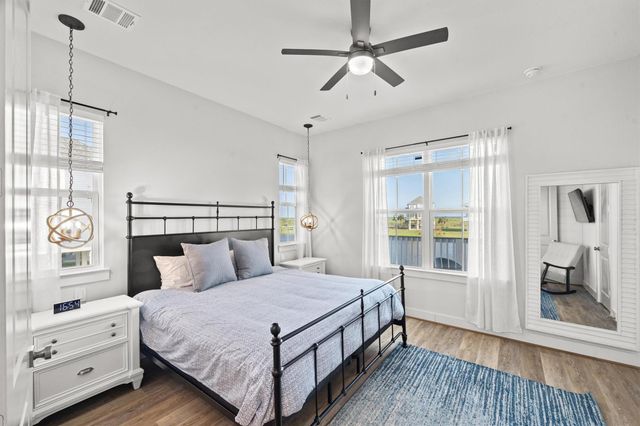 26831 Bay Water Drive, Galveston, TX 77554