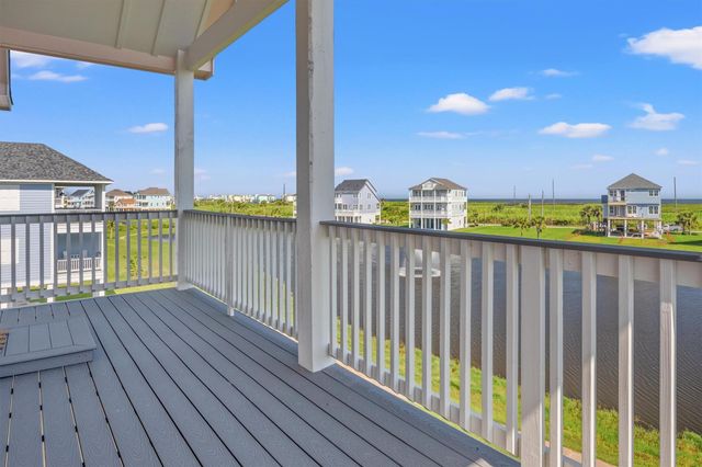 26831 Bay Water Drive, Galveston, TX 77554