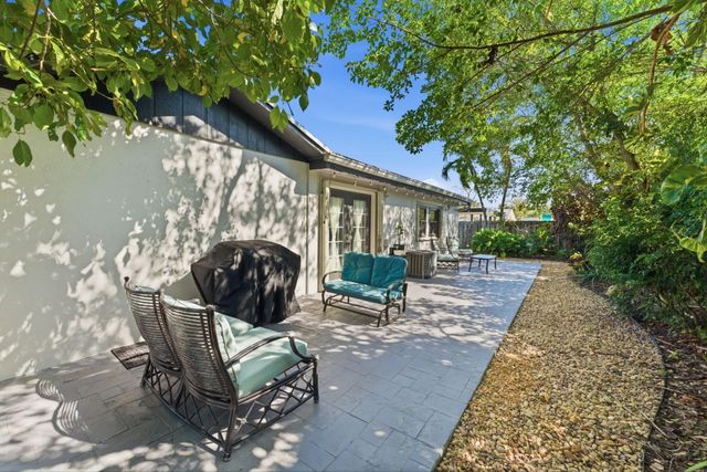 2428 NW 98th Lane, Coral Springs, FL 33065