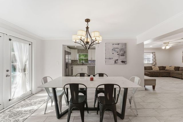 2428 NW 98th Lane, Coral Springs, FL 33065