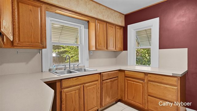 2451 Lamar Avenue, Wyoming, MI 49519