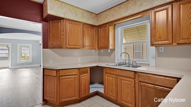 2451 Lamar Avenue, Wyoming, MI 49519