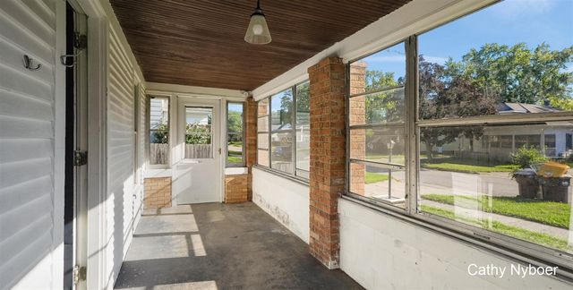 2451 Lamar Avenue, Wyoming, MI 49519