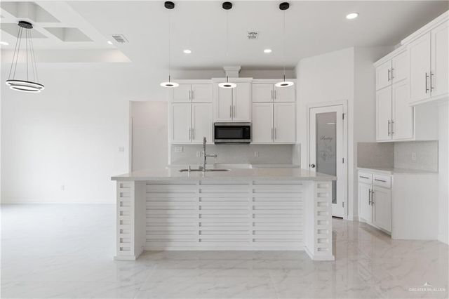 9281 Areca Palm Street, Brownsville, TX 78521