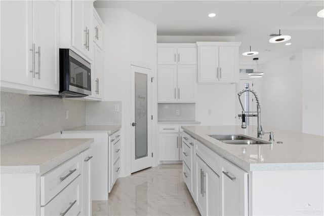 9281 Areca Palm Street, Brownsville, TX 78521