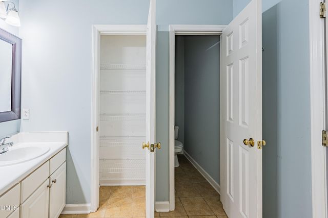 1921 Spanish Bay Court, Raleigh, NC 27604