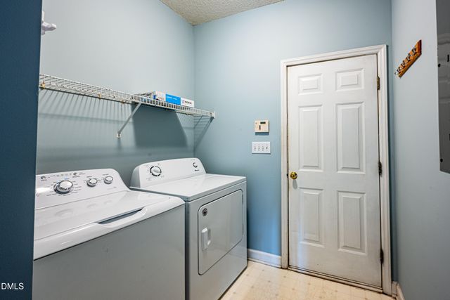 1921 Spanish Bay Court, Raleigh, NC 27604