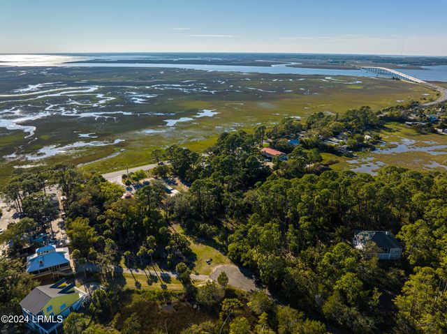 74 Ocean Marsh Lane, Harbor Island, SC 29920