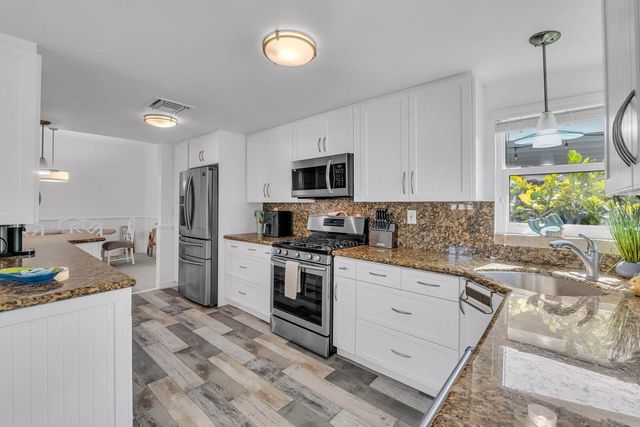 530 NE 17th Street, Boca Raton, FL 33432