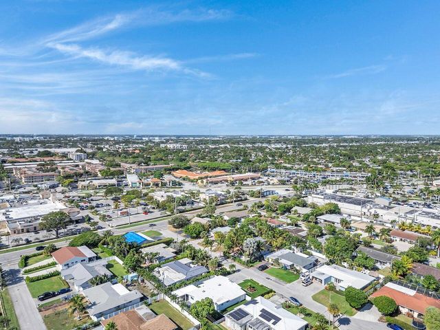530 NE 17th Street, Boca Raton, FL 33432