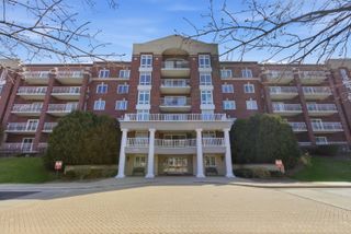 7051 W Touhy Avenue 610, Niles, IL 60714