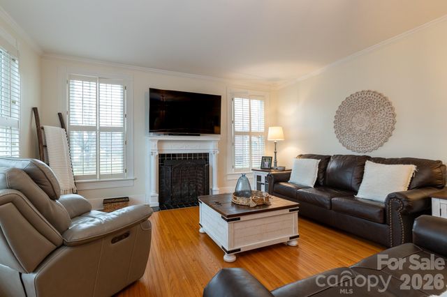 813 W Mountain Street, Kings Mountain, NC 28086