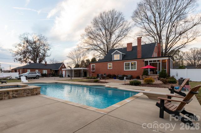 813 W Mountain Street, Kings Mountain, NC 28086