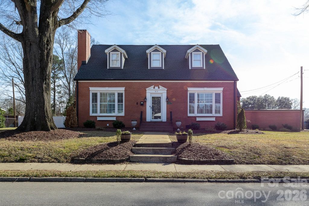 813 W Mountain Street, Kings Mountain, NC 28086