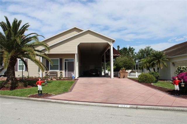 337 MOTORCOACH DRIVE S, Polk City, FL 33868