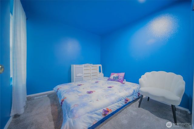 5615 S 233rd Street, Kent, WA 98032