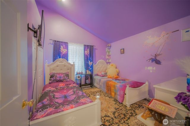 5615 S 233rd Street, Kent, WA 98032