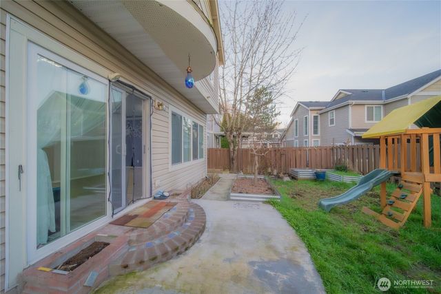 5615 S 233rd Street, Kent, WA 98032