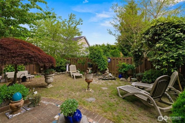 5615 S 233rd Street, Kent, WA 98032