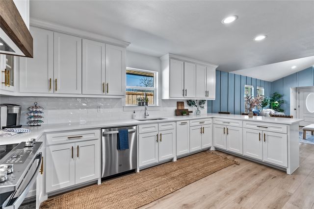 309 W White Avenue, Mckinney, TX 75069