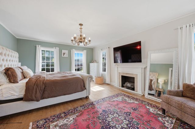 960 N Back Bay, Wichita, KS 67203