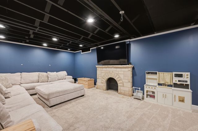 960 N Back Bay, Wichita, KS 67203