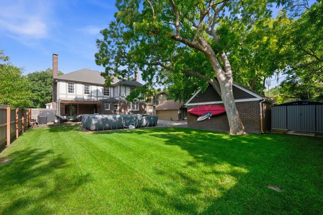 960 N Back Bay, Wichita, KS 67203
