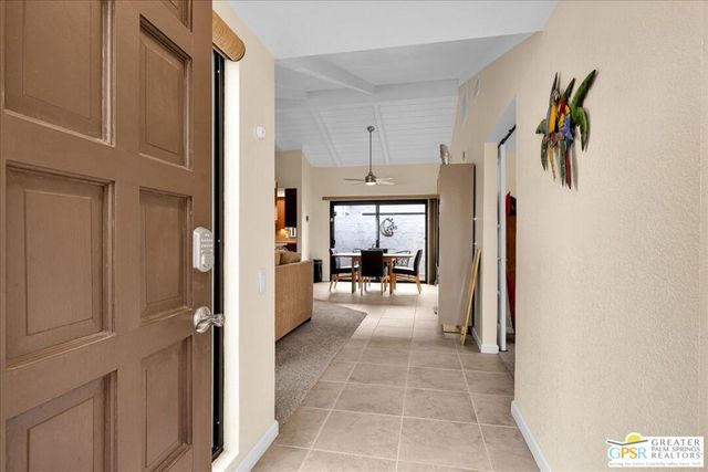 2335 S Gene Autry Trail C, Palm Springs, CA 92264