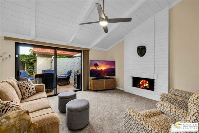 2335 S Gene Autry Trail C, Palm Springs, CA 92264