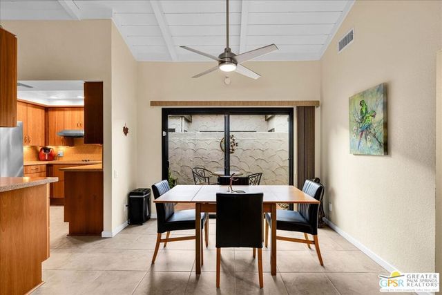 2335 S Gene Autry Trail C, Palm Springs, CA 92264