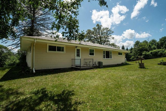 3324 County Road I, Saukville, WI 53080