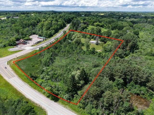 3324 County Road I, Saukville, WI 53080