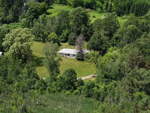 3324 County Road I, Saukville, WI 53080