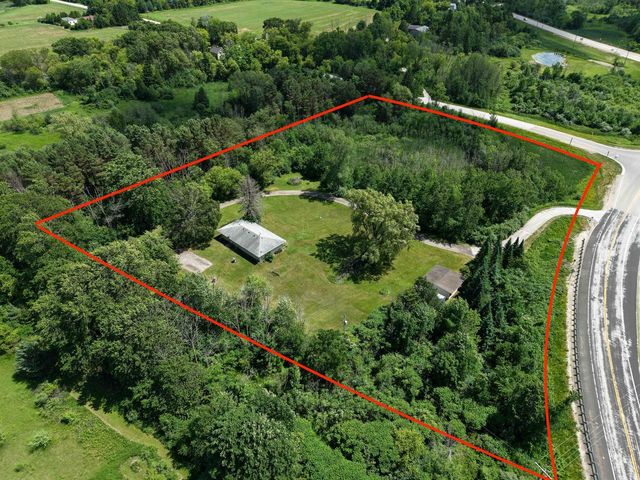3324 County Road I, Saukville, WI 53080