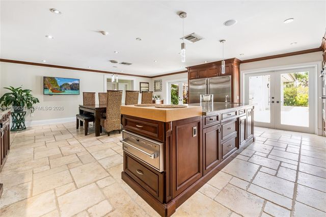 11900 SW 63rd Ave, Pinecrest, FL 33156