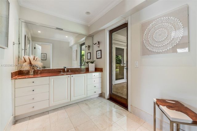 11900 SW 63rd Ave, Pinecrest, FL 33156