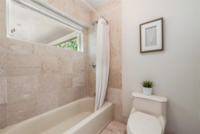 11900 SW 63rd Ave, Pinecrest, FL 33156