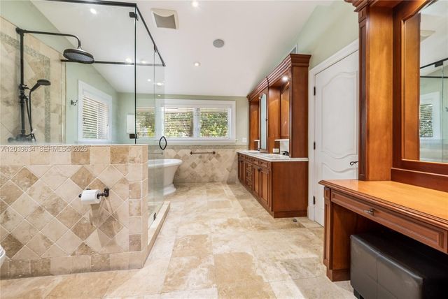 11900 SW 63rd Ave, Pinecrest, FL 33156