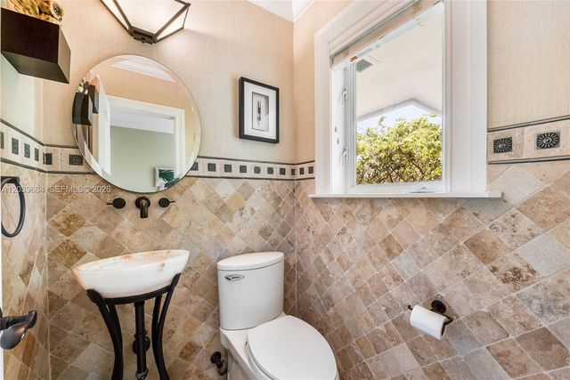 11900 SW 63rd Ave, Pinecrest, FL 33156