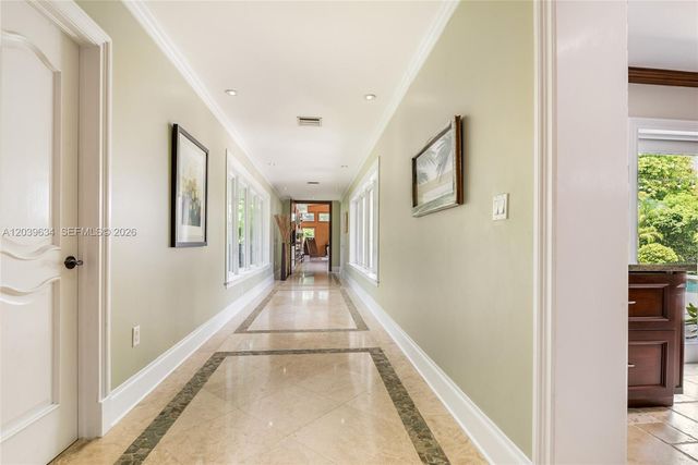 11900 SW 63rd Ave, Pinecrest, FL 33156