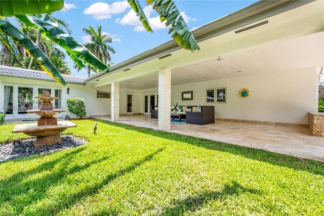 11900 SW 63rd Ave, Pinecrest, FL 33156
