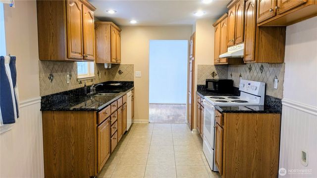 7361 S Wilkeson Street, Tacoma, WA 98408