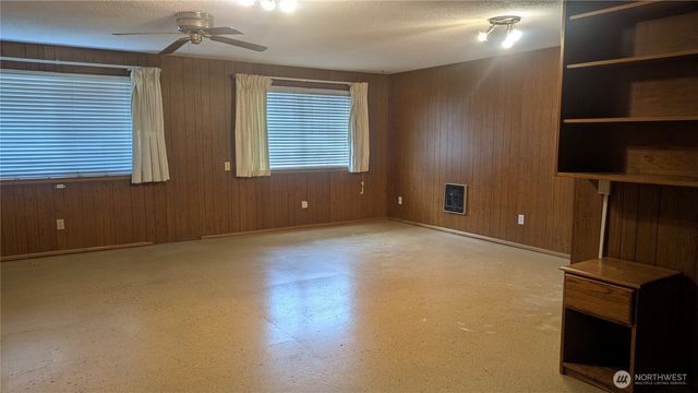 7361 S Wilkeson Street, Tacoma, WA 98408