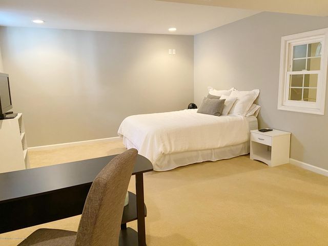 219 Satinwood Drive, Middletown, NJ 07748