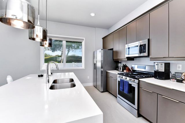 7740 SANDY RIDGE DRIVE 113, Reunion, FL 34747