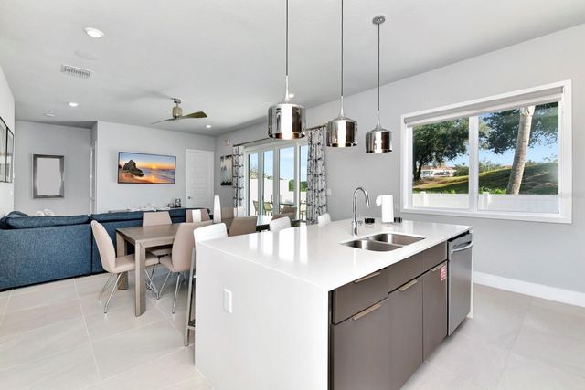 7740 SANDY RIDGE DRIVE 113, Reunion, FL 34747