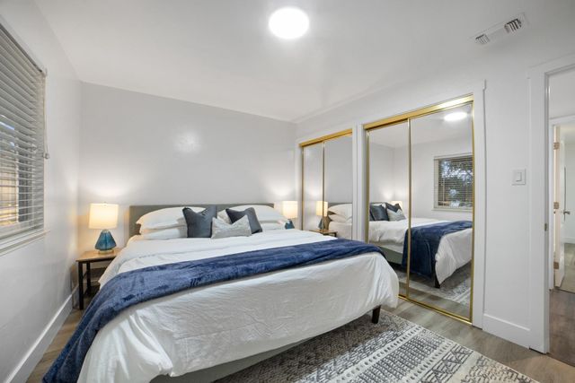 5505 Hammond Ct, Citrus Heights, CA 95621